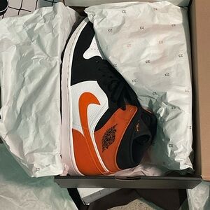 Air Jordan 1 Mid Shattered Backboard